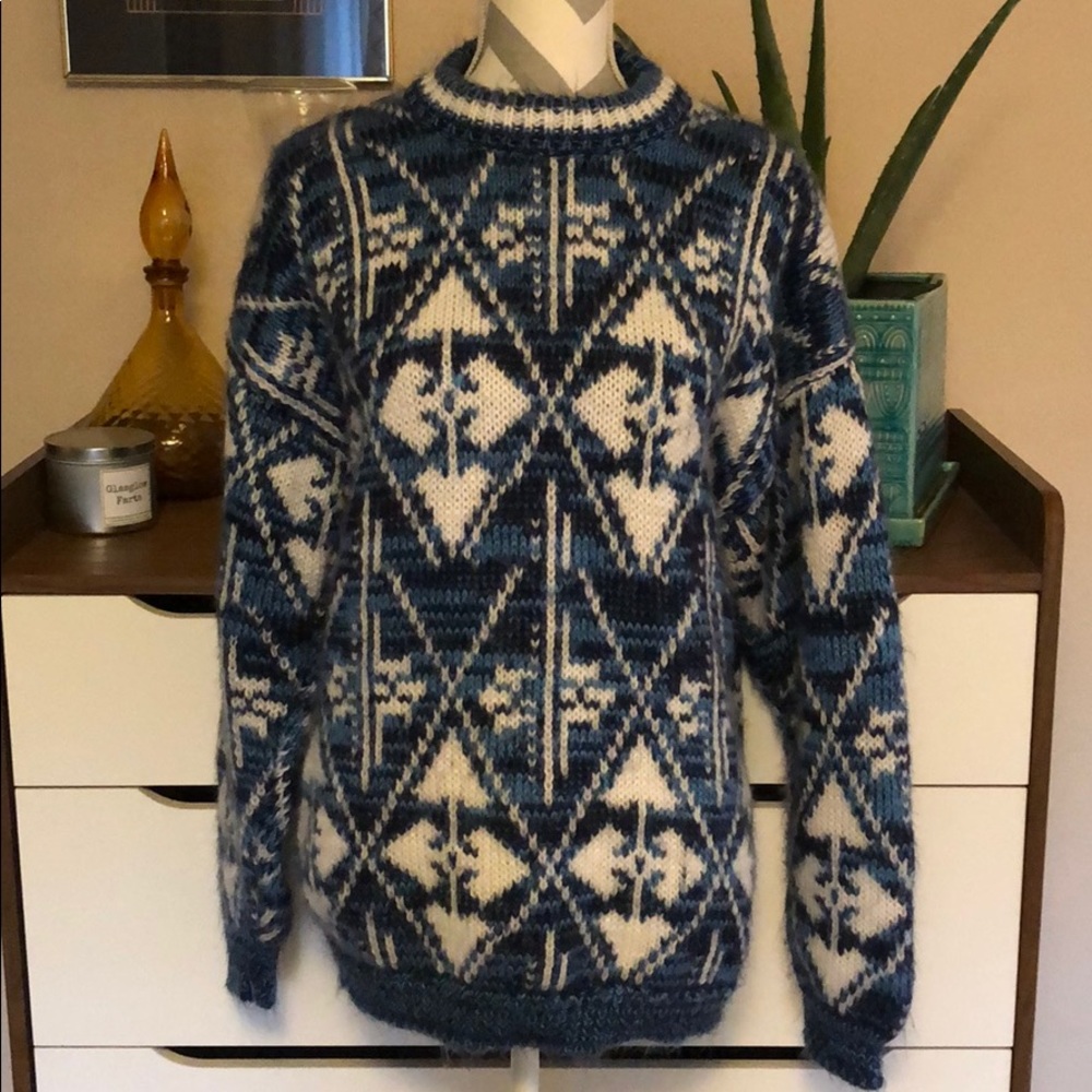 Vintage oversized sweater